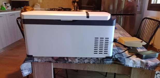 Frigider auto 28L Congelator  -22°C compresor 12V / 24V 220V