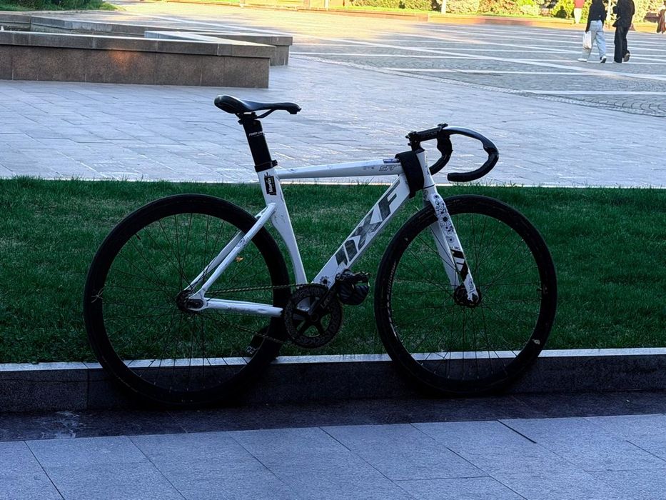 jixf at-7, fixed gear