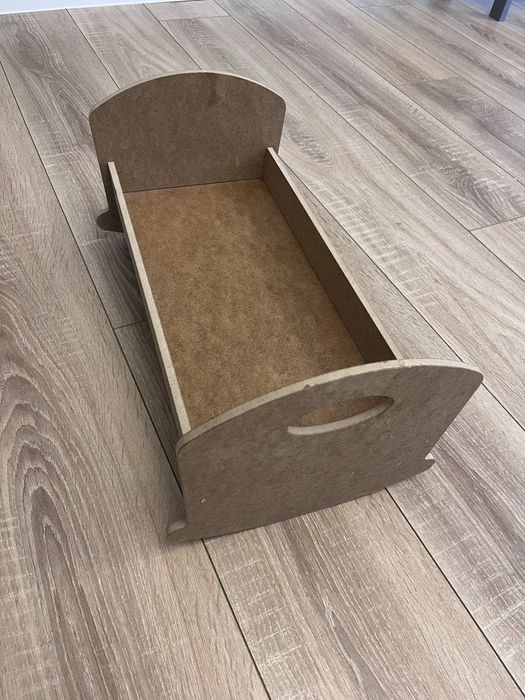 Кроватка-качалка для куклы