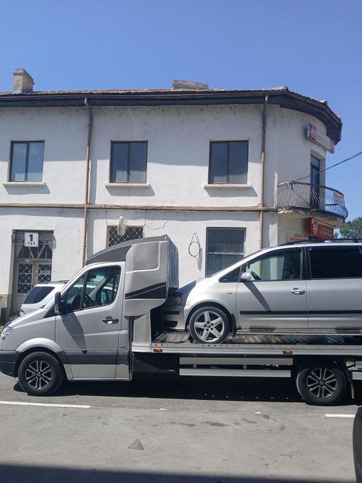 Транспорт на автомобили / пътна помощ