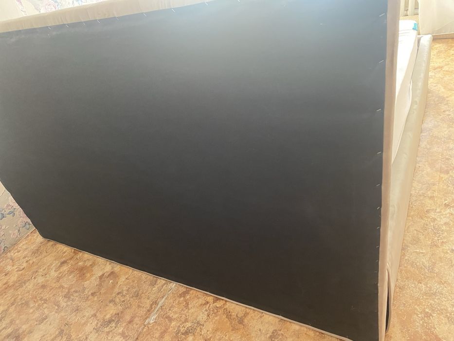 Продам двухспальную кровать