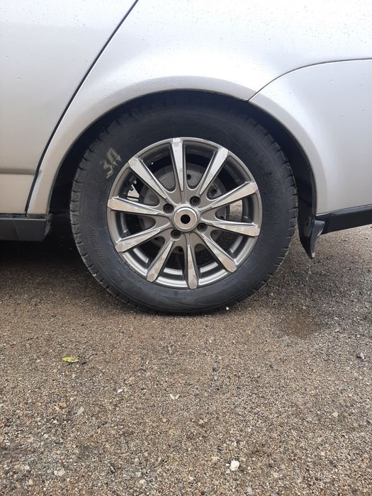 Продам колеса взборе 185/60/14