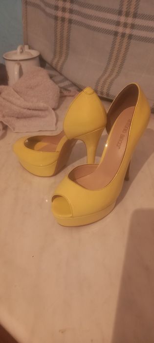 Оригинал Италия.