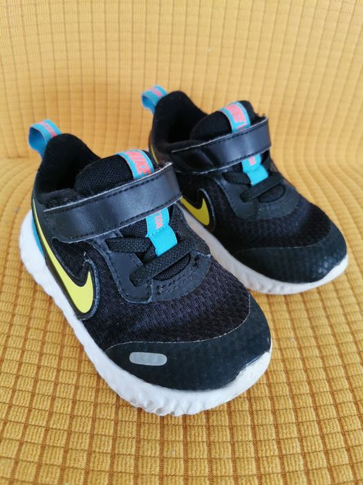 Adidași copii Nike 22