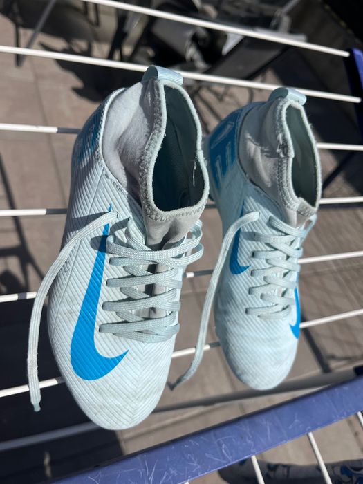 Ghete de fotbal copii marimea 32