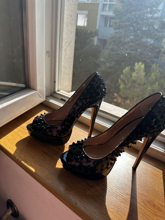 официални ток обувки ALDO