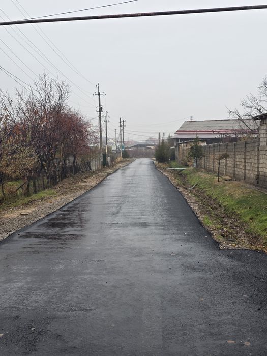 Дурмон Қ.Ф.Й. Янги Арген маҳ. 3 сотих ер участкаси сотилади.