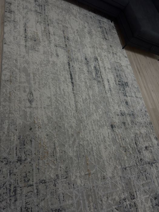 продам ковер 2*4