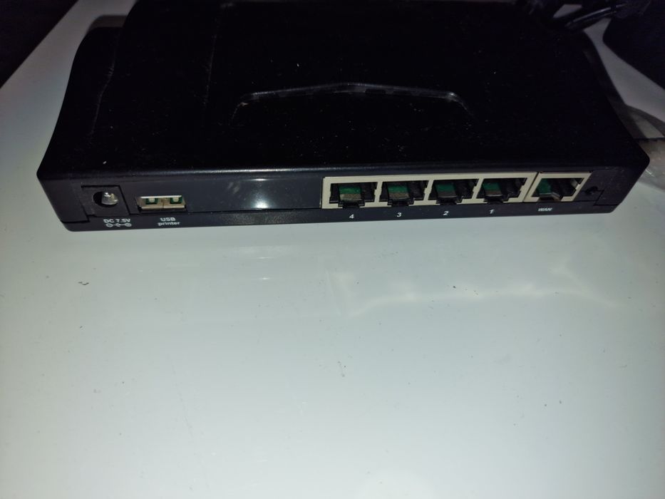 Canyon Broadband Router Ruter with Usb Prinr Server 4 port 10 100 m internet