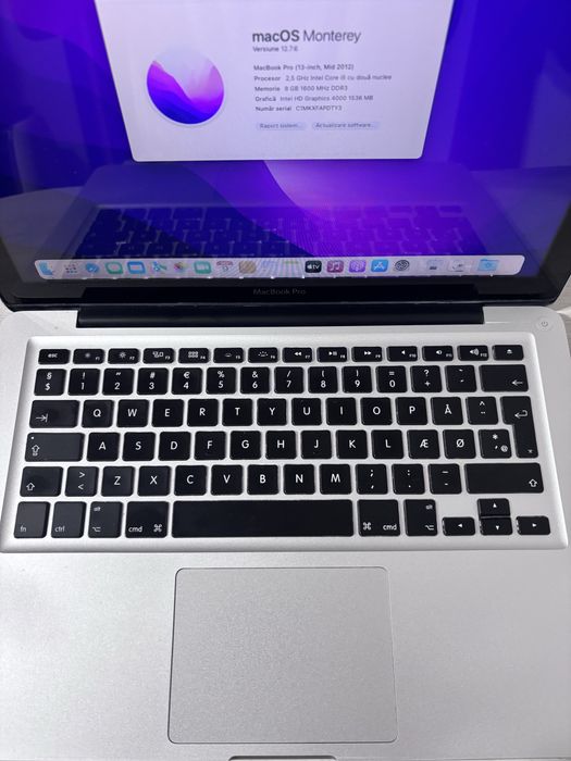 MacBook pro 13 inch mid 2012