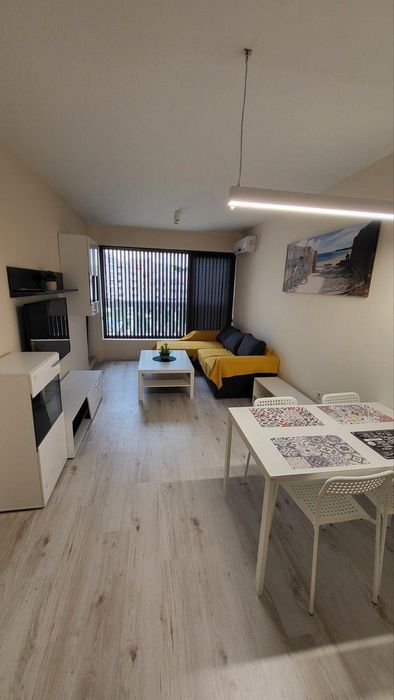 Дава се под наем Двустаен апартамент в Варна, Аспарухово - 60 кв.м за 613 € - Снимка #1