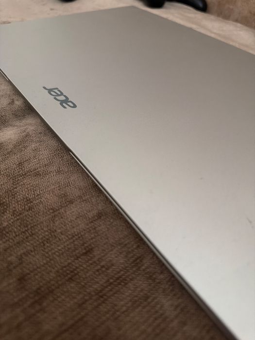 Ноутбук новый “Aser”