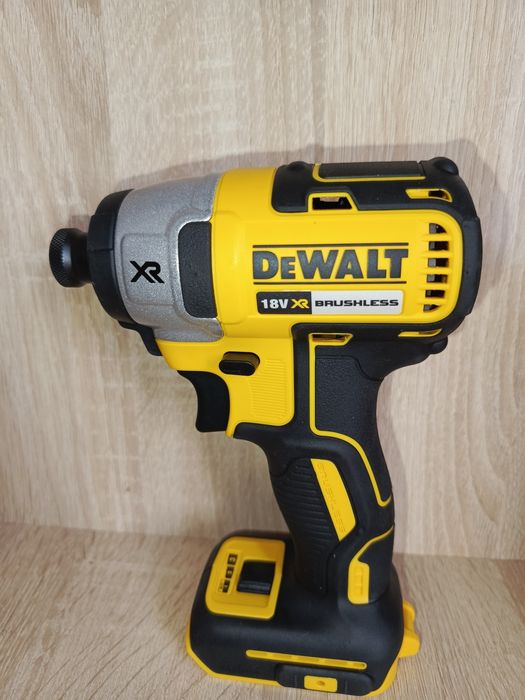 DeWalt винтоверт