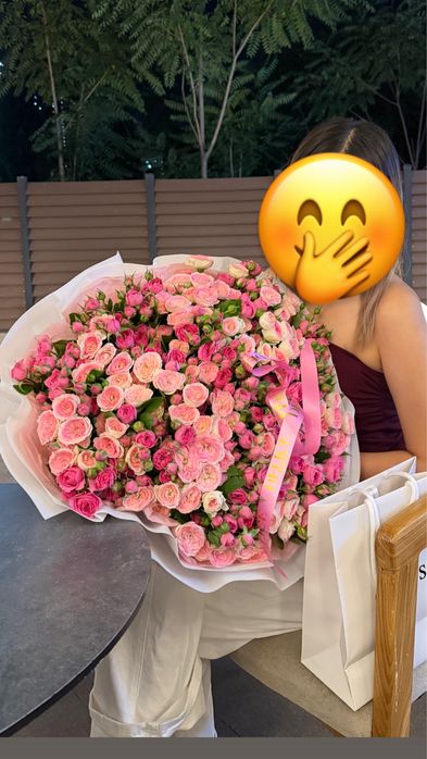 Кустовые пионовидные розы