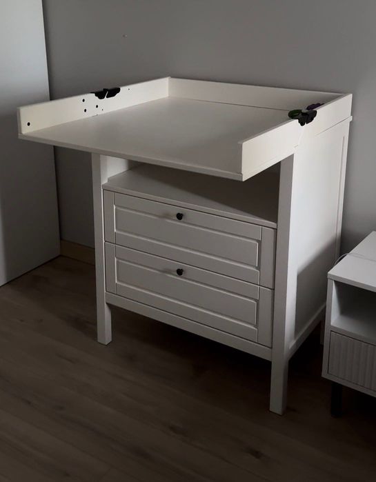 Sundvik Masă înfăşat/comodă IKEA