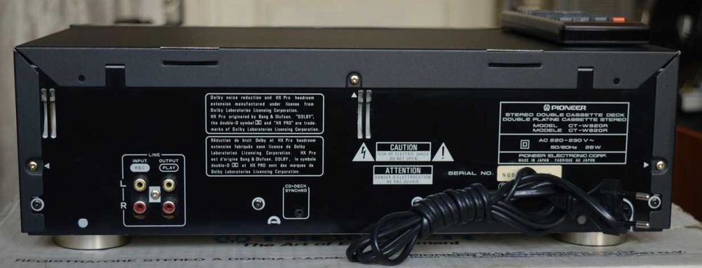 Pioneer stereo double cassete deck CT - W820R