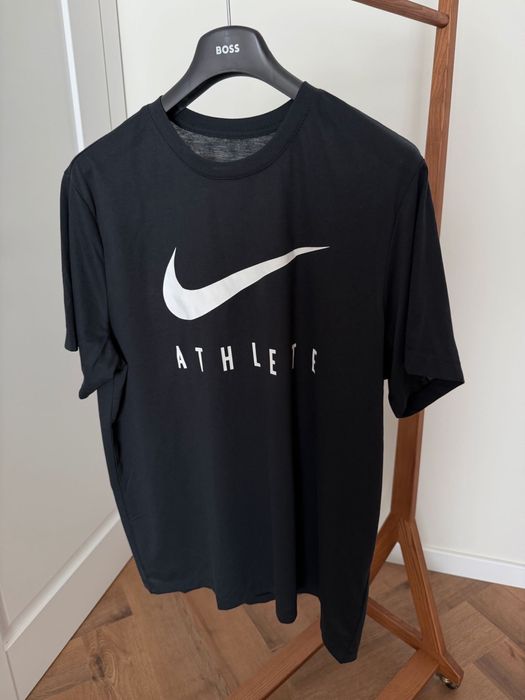 Тениска Nike Pro Dri-Fit