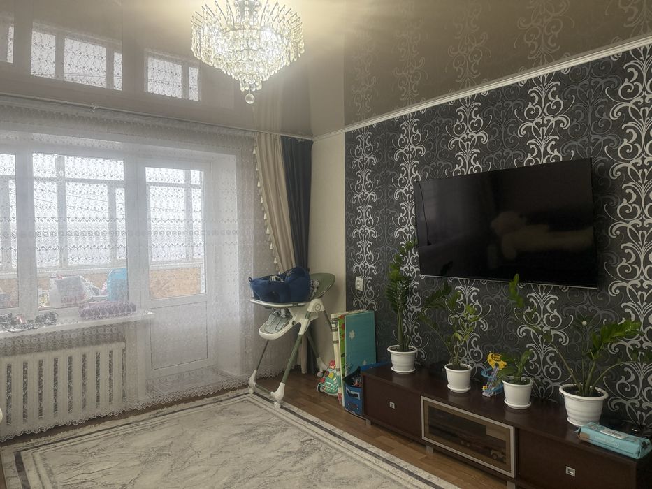 Продам 3 ком улученую квартиру