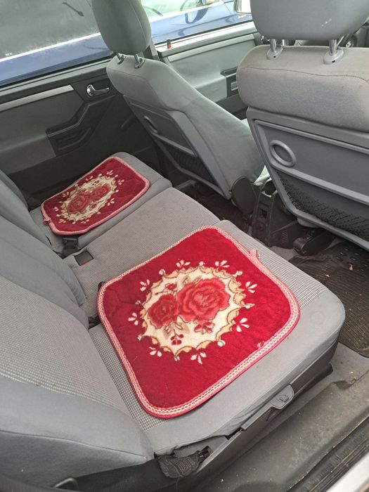 Vând Opel meriva 1.7 cdti