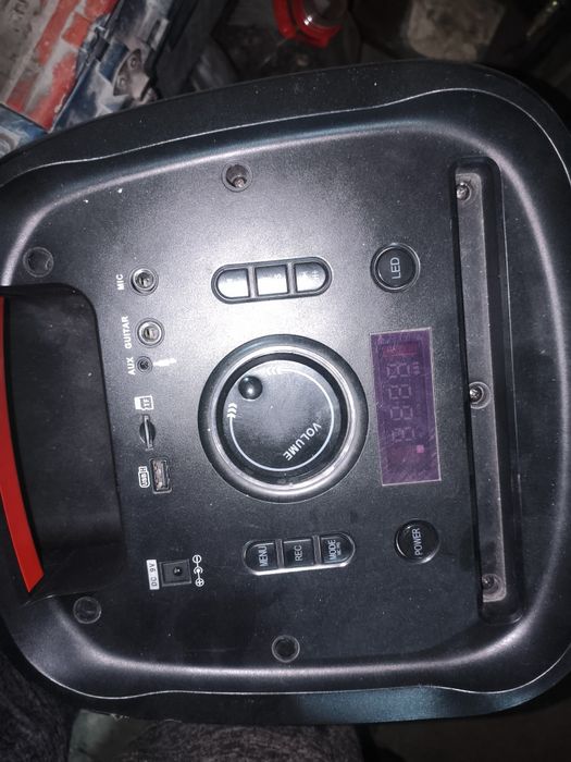 Музыкальная колонка