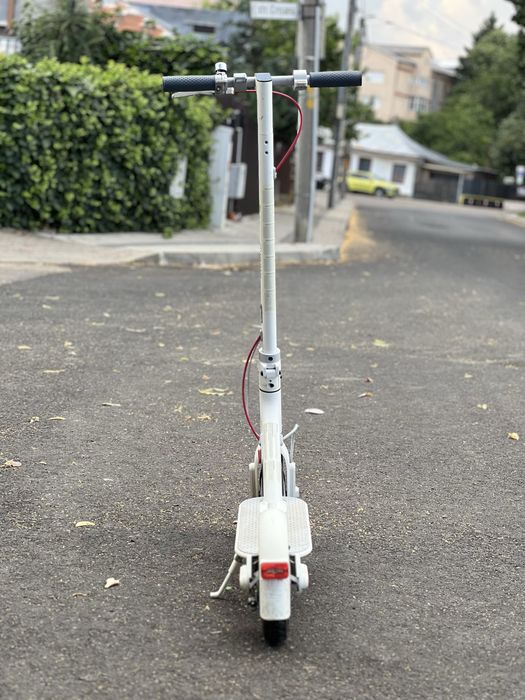 Trotinetă electrică Xiaomi pro albă perlat două motoare
