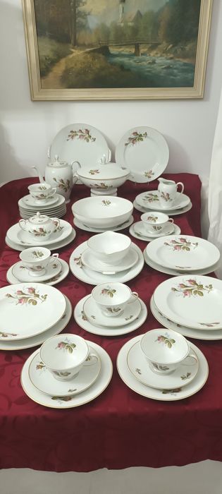 Set portelan Rosenthal Group-Classic Rose Collection