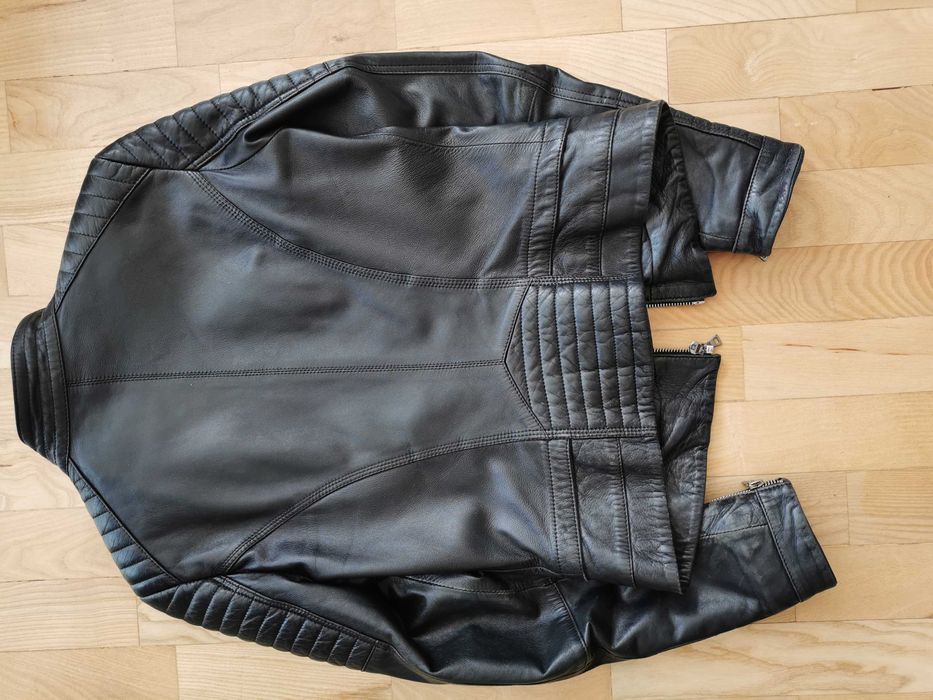 Дамско кожено яке