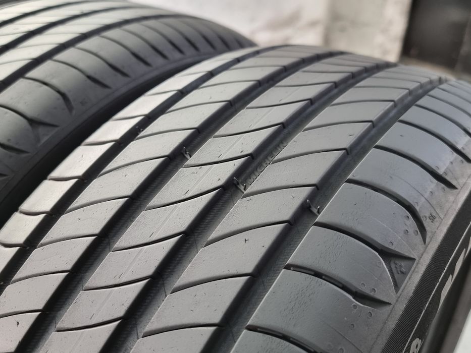 205/55/16 Michelin 4Броя: 170€ 6.3мм