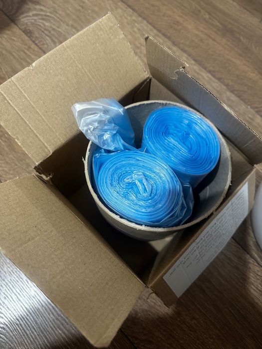 Кош за памперси / пелени Tommee Tippee twist & click бял с торбички