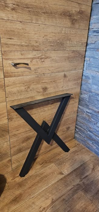 Дизайнерски крака за маса