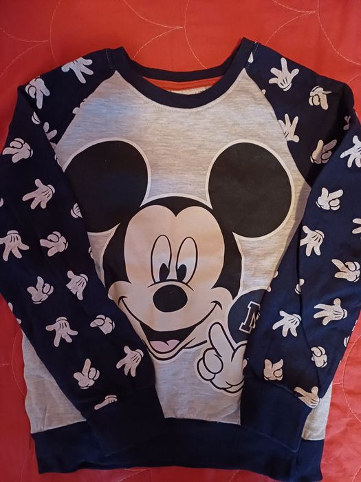 Lot bluzoane 6-7 ani