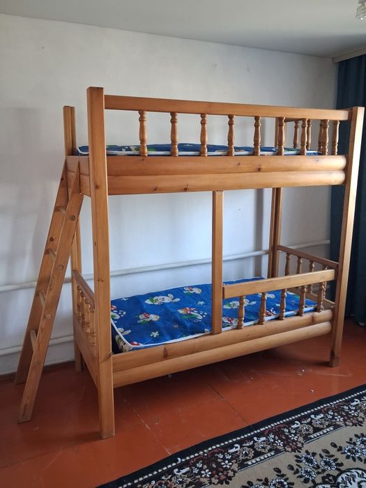 Кровать двухярусная