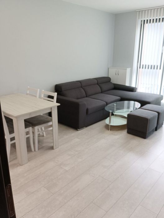 Дава се под наем Двустаен апартамент в Перник, Изток - 59 кв.м за 459 € - Снимка #2