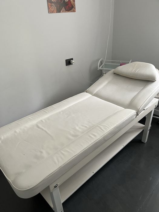 Продам массажную кушетку