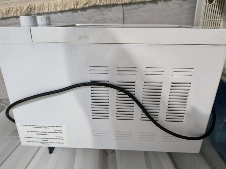 Продам микроволновую печь