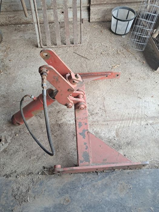 Vand cupla remorcare tractor si suport freza pentru semanatoare