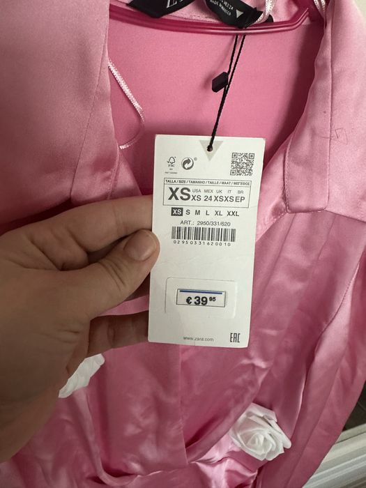 Rochie dama cu trandafiri