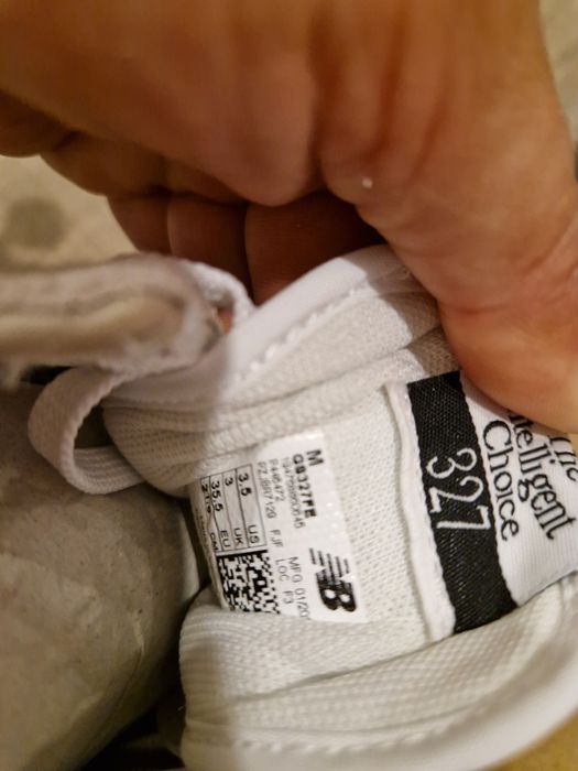 Adidasi new balance