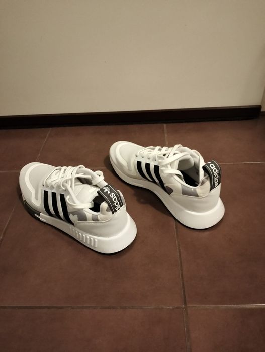 Pantofi sport bărbați adidas 43,1/2,27.5 cm interior