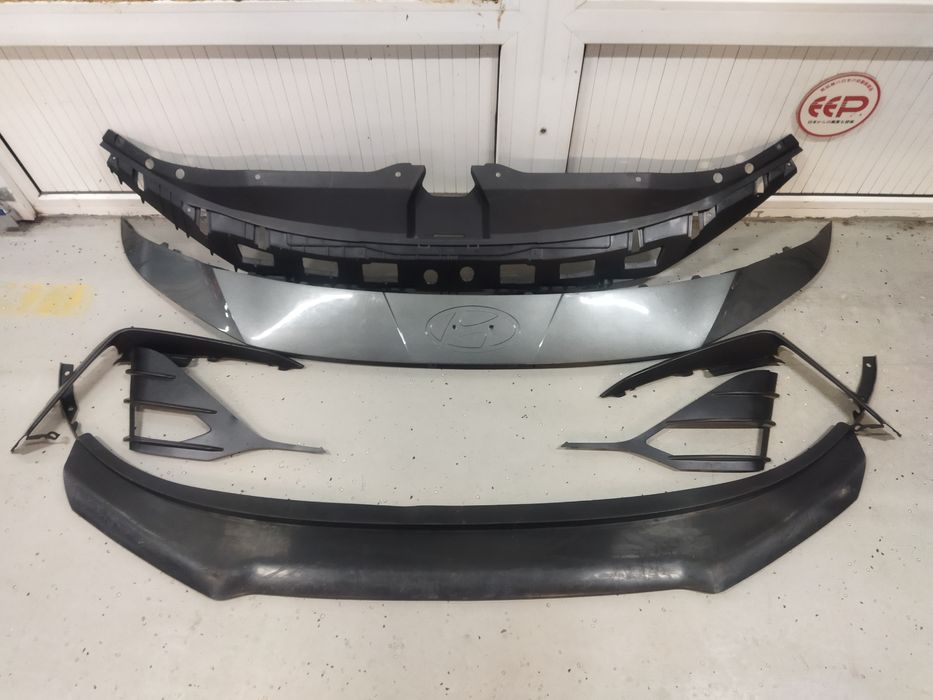 Hyundai Elantra 2024 перед Вампер отдельно части  по кузов все есть в