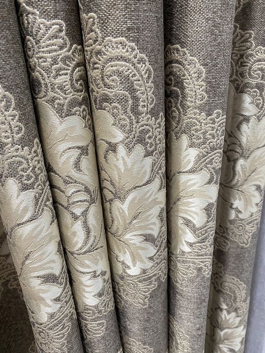 Продам шикарные жакардовые шторы
