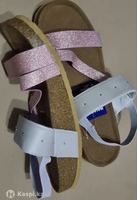 Продам сандали женские Walkmaxx Trend Cork.