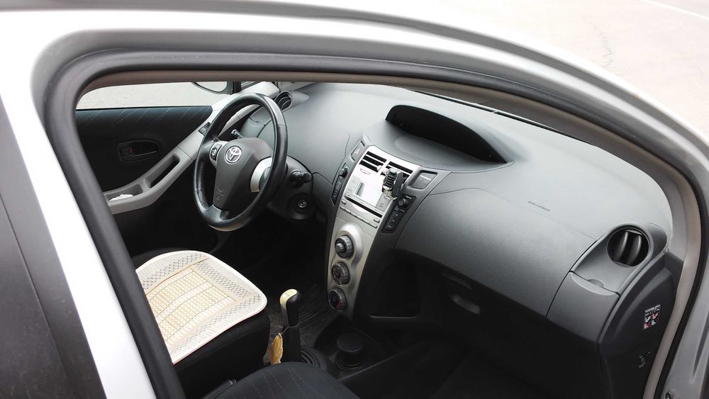 TOYOTA Yaris 2007 — imagine 4
