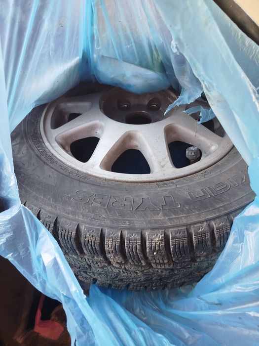 Диски с зимней резиной