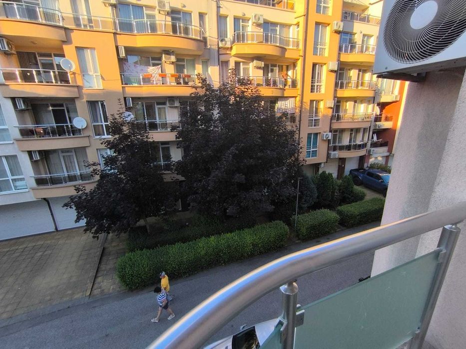 Продава се Двустаен апартамент в Поморие - 70 кв.м за 948 €/кв.м - Снимка #13