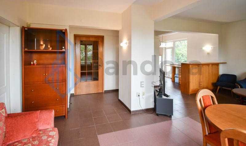 Дава се под наем Тристаен апартамент в София, Стрелбище - 105 кв.м за 525 € - Снимка #2