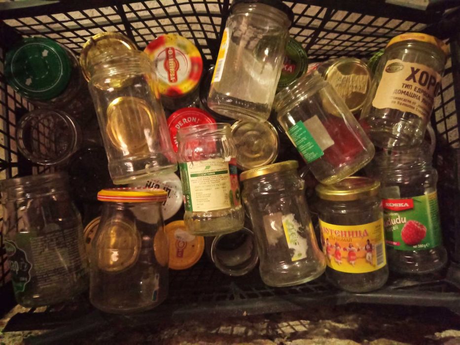 Буркани всякакви размери