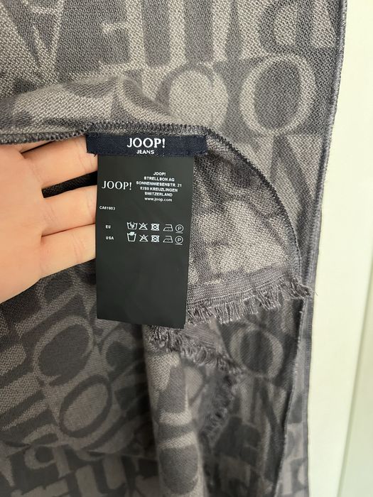 Дълъг сив шал Joop