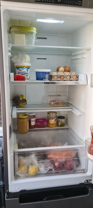 Хладилник Samsung