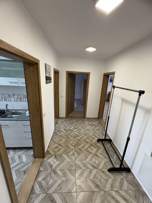 Inchiriez apartament 2 camere